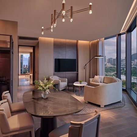 Conrad Shenzhen, The First Art Museum Hotel In Greater Bay Area With The Stunning Bay And Sunset View In The Hotel Terrace Exteriör bild