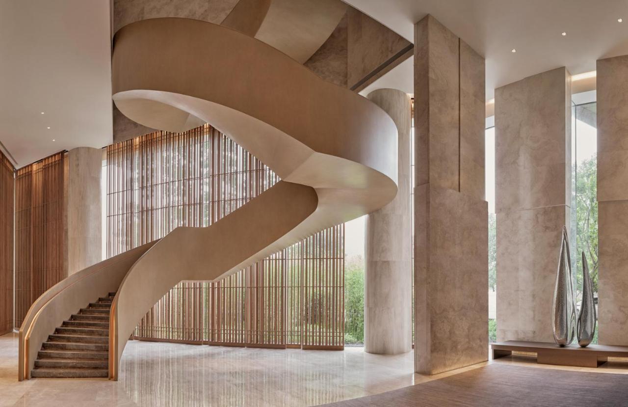 Conrad Shenzhen, The First Art Museum Hotel In Greater Bay Area With The Stunning Bay And Sunset View In The Hotel Terrace Exteriör bild