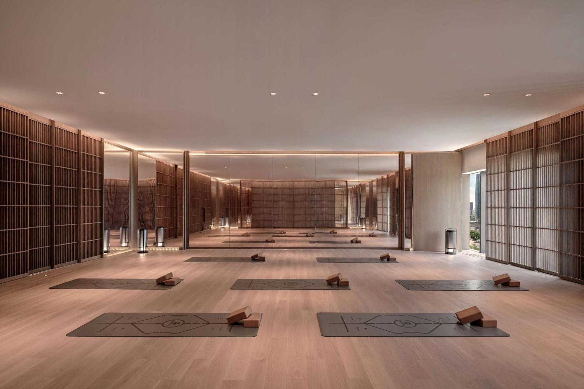 Conrad Shenzhen, The First Art Museum Hotel In Greater Bay Area With The Stunning Bay And Sunset View In The Hotel Terrace Exteriör bild