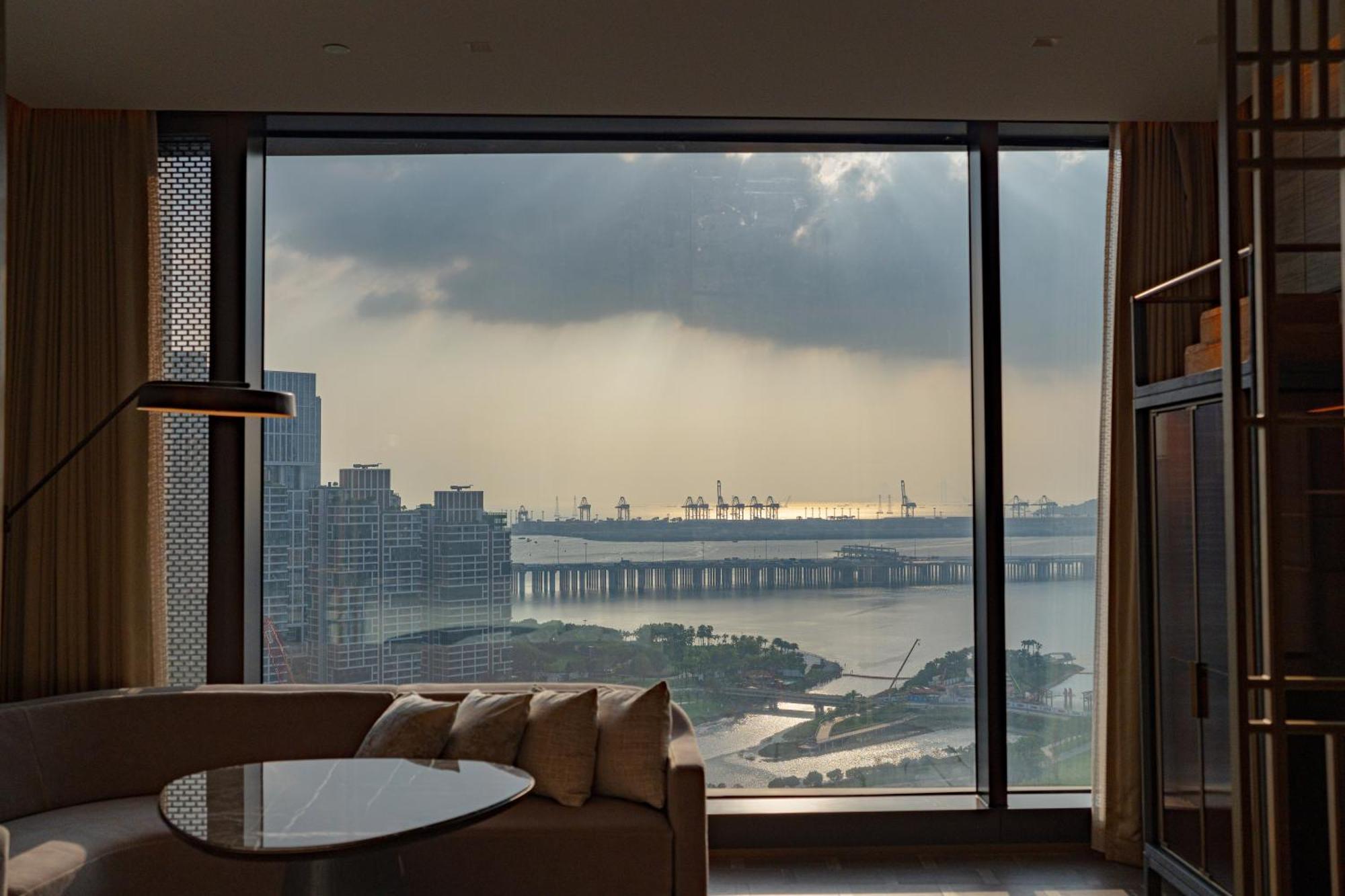 Conrad Shenzhen, The First Art Museum Hotel In Greater Bay Area With The Stunning Bay And Sunset View In The Hotel Terrace Exteriör bild