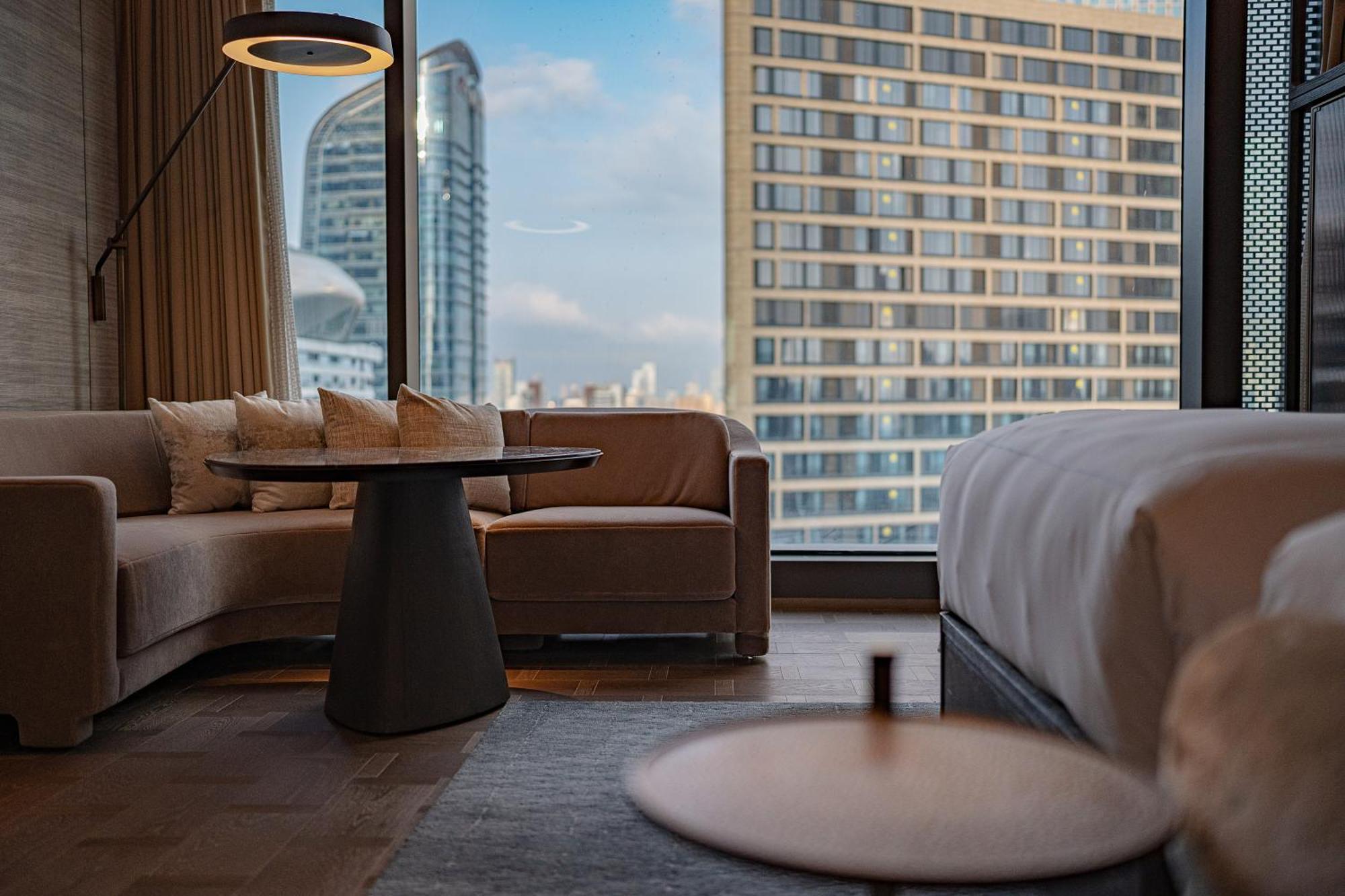 Conrad Shenzhen, The First Art Museum Hotel In Greater Bay Area With The Stunning Bay And Sunset View In The Hotel Terrace Exteriör bild